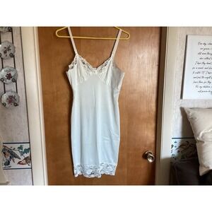 Vintage White Nylon Full Slip-Size Large-30" Top To Bottom Light Stains‎